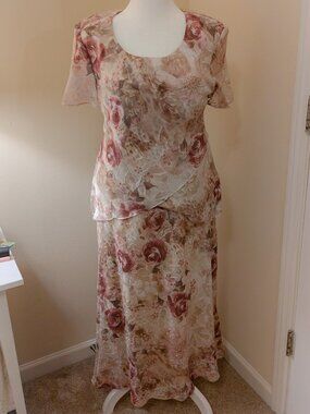 R&M Richards 2 Piece Floral Skirt Set Size 10 Beige Pink Sheer Wedding Easter